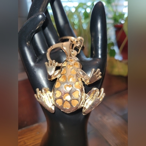 Bag Charm of White Frog - Picture 2 of 4